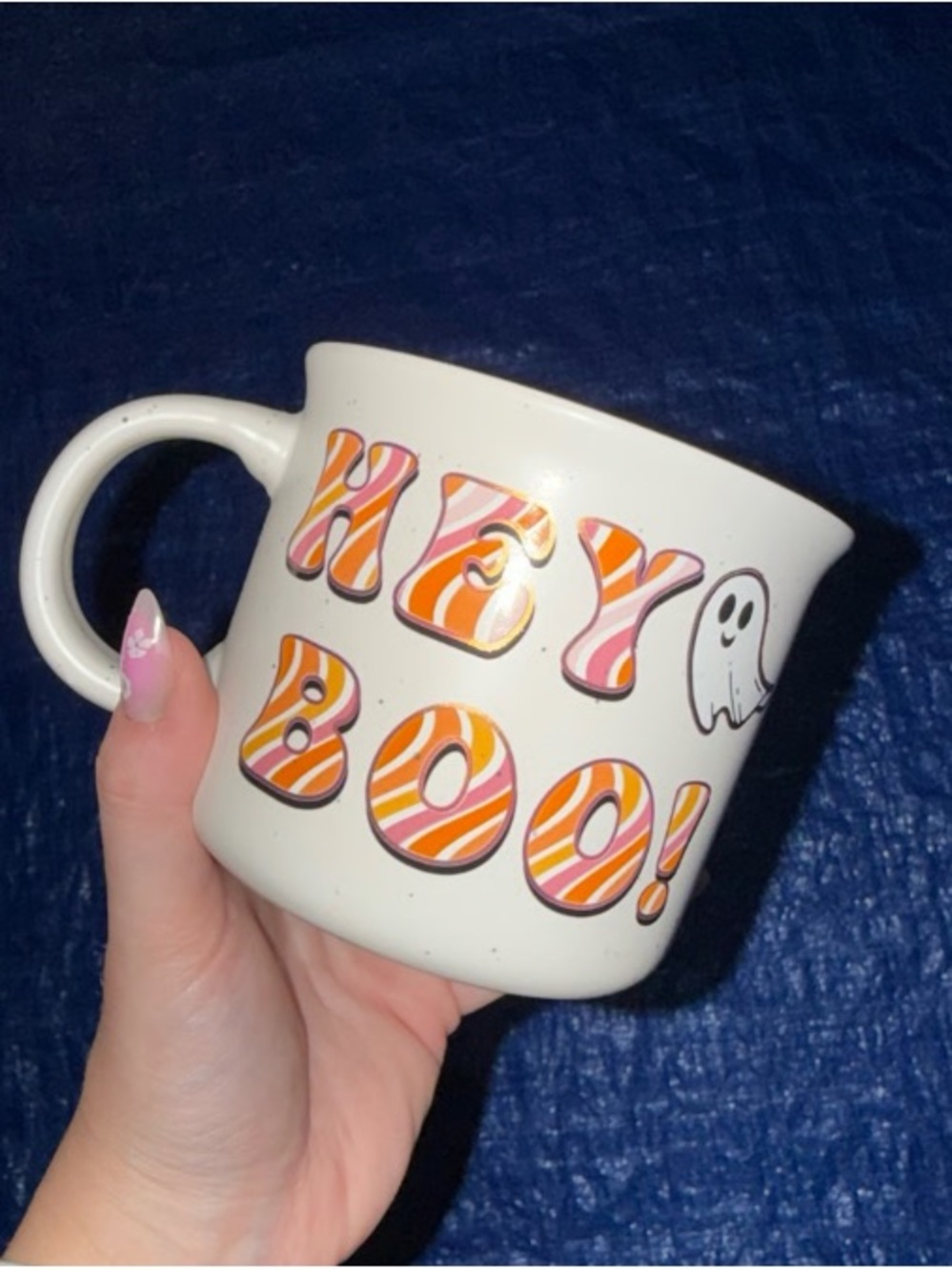 White Ceramic Halloween Mug with Orange & Pink 'Hey Boo!' Lettering